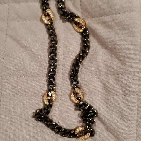 Stella and Dot Necklace - Picture 2 of 2